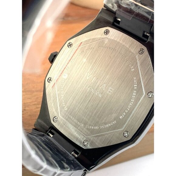 Vitae London Men's Watch Ada 141 Black Dial Gold Bezel Quartz Stainless Steel - Picture 9 of 14